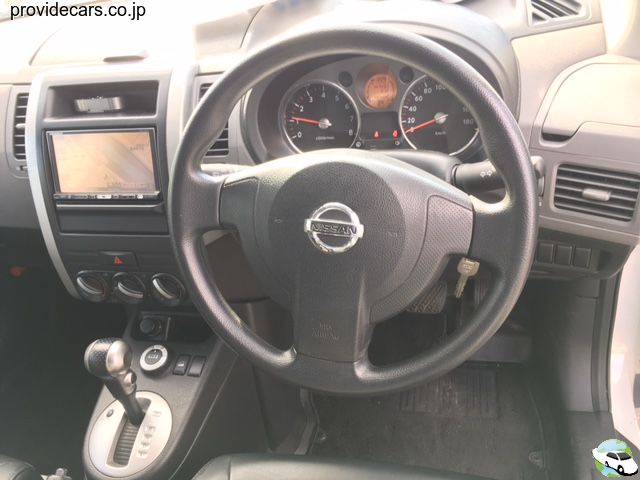 inside of car NT31 - 2008 Nissan X-trail 20S 4WD - pearl-white